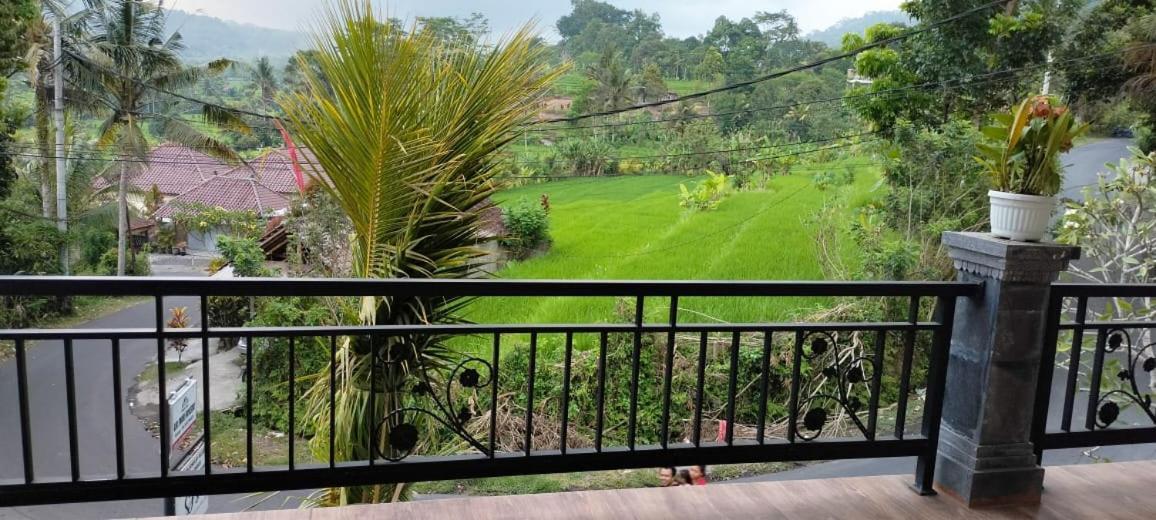 Giri Swari Homestay Sidemen  Buitenkant foto